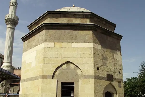 Emir Mehmet Türbesi - Resim 13