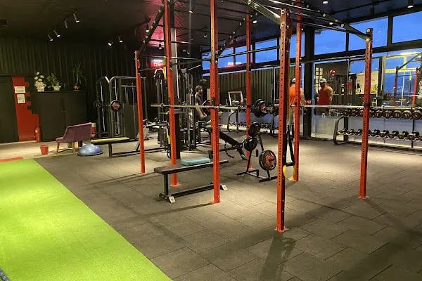 EMAK ATHLETİC Training Club - Resim 2
