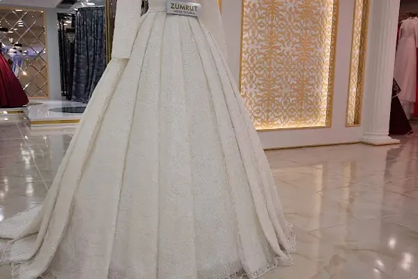 Zümrüt Gelinlik ve moda evi - Resim 16