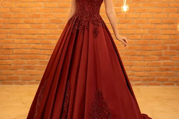 Zümrüt Gelinlik ve moda evi - Resim 5