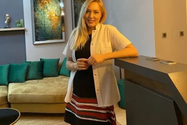 Uzm.Dr.Eda Özkara Mersinlioğlu - Dudak Dolgusu - Burun Dolgusu - Botoks - Gençlik Aşısı - Eksozom Tedavisi - Saç Mezoterapisi - Resim 3
