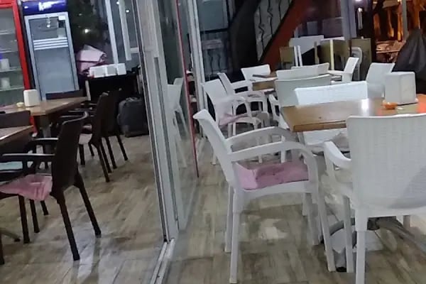Turtles Pizza Cafe - Resim 12