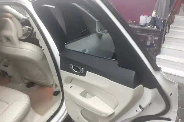 By Cem Car Detailing Center - Resim 18