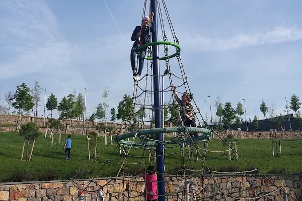 Arnavutköy Şehir Parkı - Resim 3