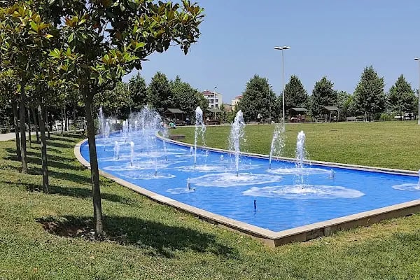 Arnavutköy Şehir Parkı - Resim 4