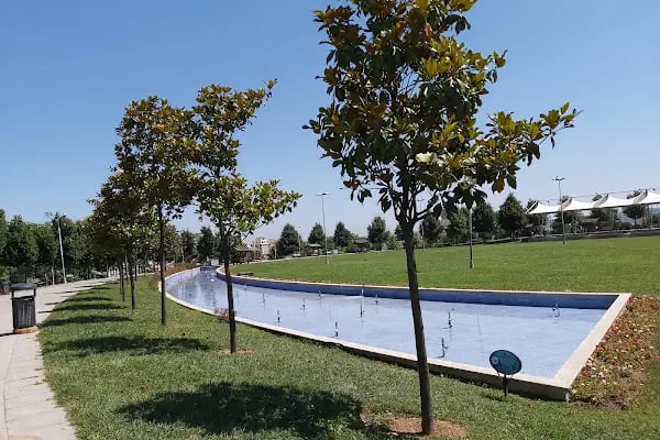 Arnavutköy Şehir Parkı - Resim 6