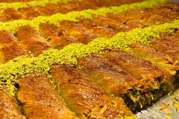 BAKLAVACI YOLGÖSTEREN - Resim 3