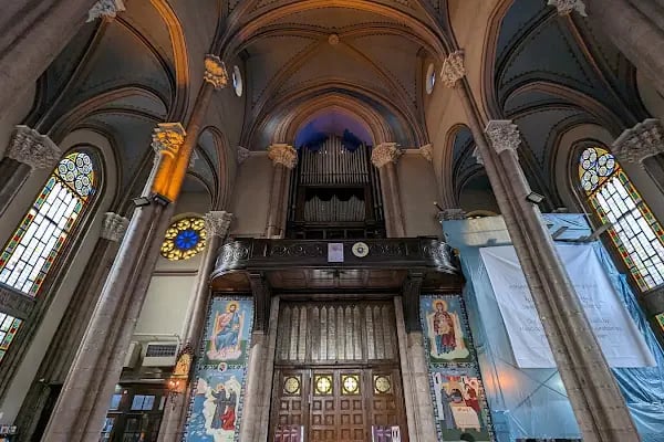 St. Antuan Kilisesi - Resim 12