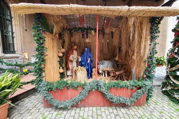 St. Antuan Kilisesi - Resim 10
