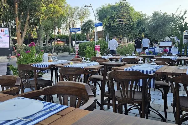 Paccini Coffee & Pub - Resim 8