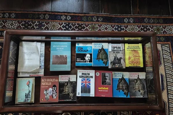 Gazi ahmet Muhtar Paşa Konağı ve Sanat Galerisi - Resim 13