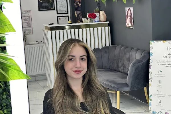 Eray Hair Studio Bayan kuaförü - Resim 3