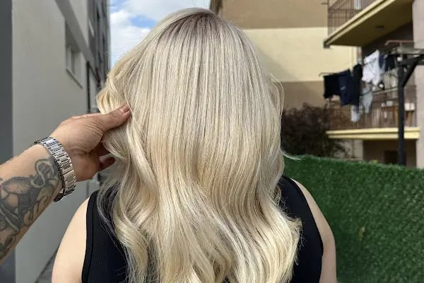 Eray Hair Studio Bayan kuaförü - Resim 17
