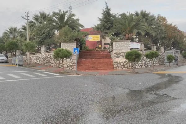 Akif Ersezgin Anadolu Lisesi - Resim 2