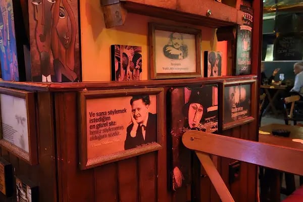 SHERIFF WESTERN BAR&amp; FOOD - Resim 16