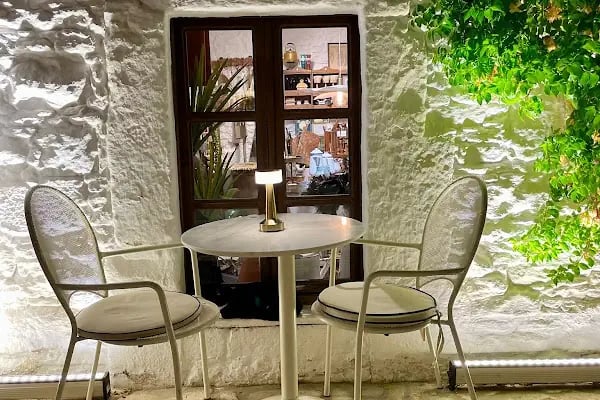 DIY and Green / Art & Coffee Shop - Resim 15