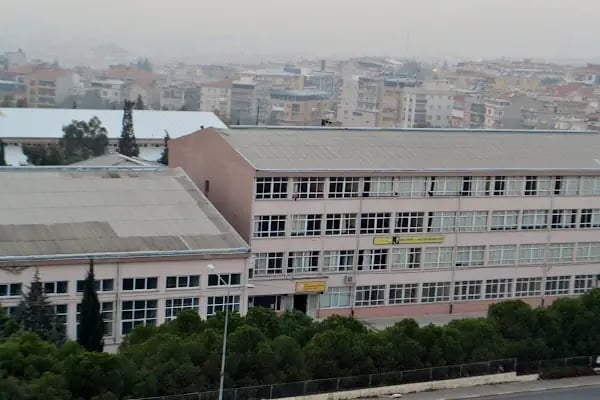 İzmir Buca Süleyman Şah Mesleki ve Teknik Anadolu Lisesi - Resim 3