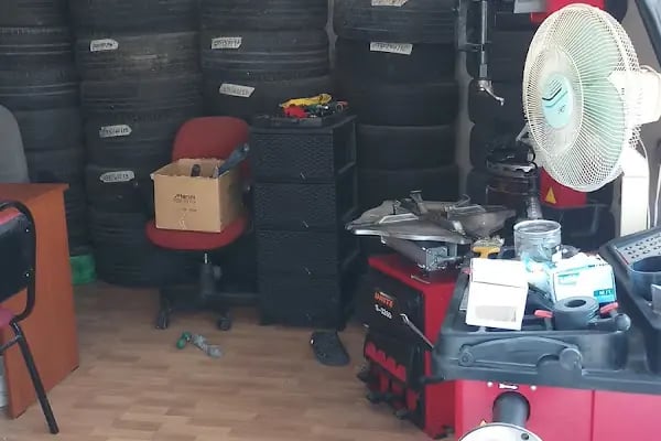 Lastik 10 7/24 Balıkesir lastik tamir, lastik yol yardım,Balıkesir nöbetci lastikci - Resim 4