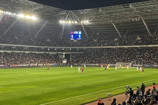 Mersin Stadyumu - Resim 9