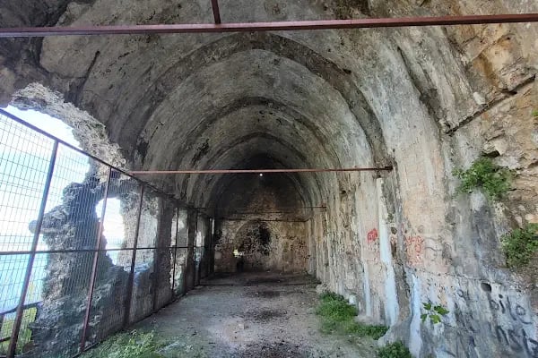 Hagios Contantinos Kilisesi - Resim 11