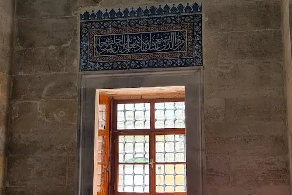 Siyavuş Paşa Türbesi - Resim 19