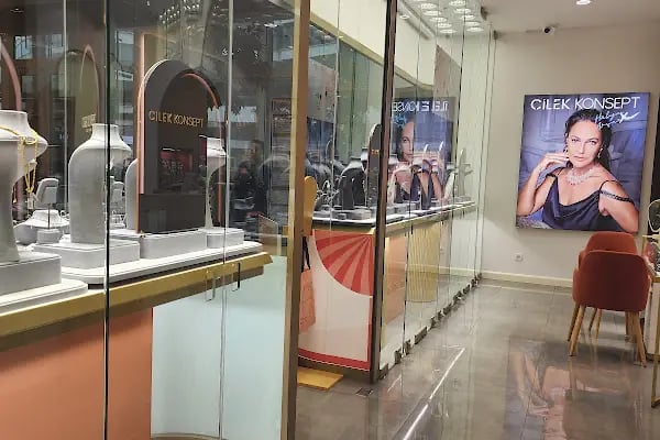 Çilek Konsept Metropol İstanbul Avm - Resim 13