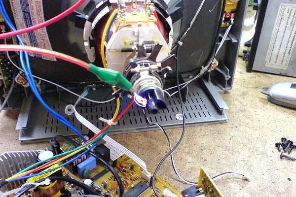 Parlaklar Elektronik - Resim 15