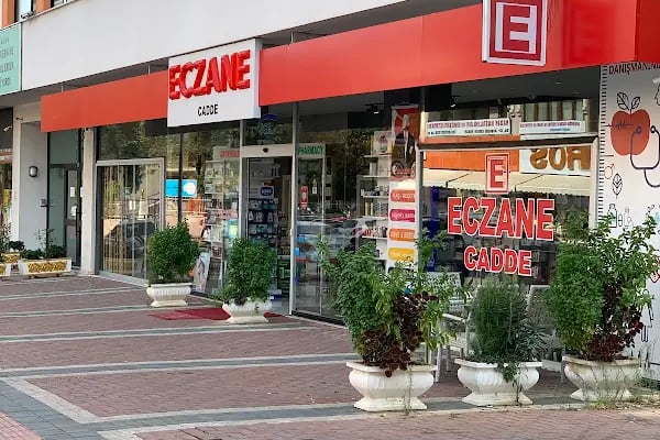 Cadde Eczanesi - Resim 4