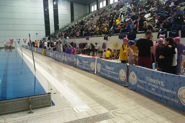 Bursa Atıcılar Havuzu Yüzme Dünyası Spor Kulübü - Resim 13