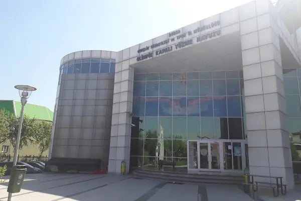 Bursa Atıcılar Havuzu Yüzme Dünyası Spor Kulübü - Resim 6