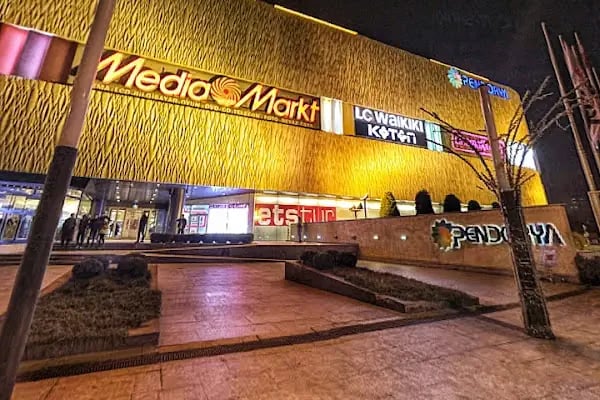 Paribu Cineverse Pendorya Alışveriş Merkezi - Resim 6