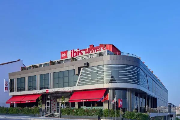 Ibis Istanbul Airport - Resim 7