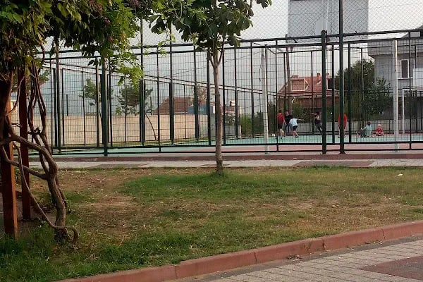 Akhisar Semt Parkı - Resim 13