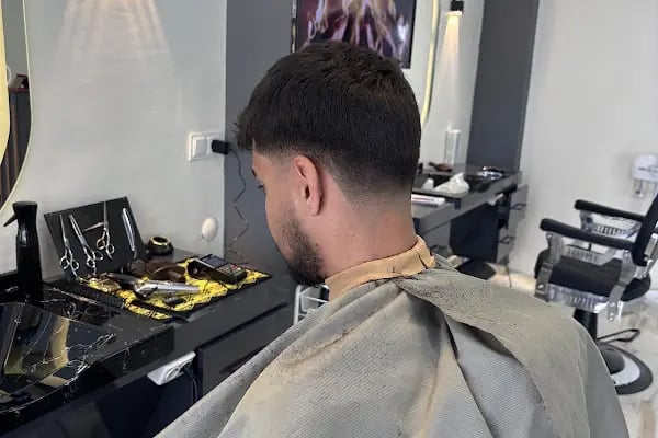 Trendcut Erkek Kuaförü - Resim 14