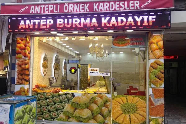 Azizoğulları Baklavala &amp; Burma Kadayıfları - Resim 2