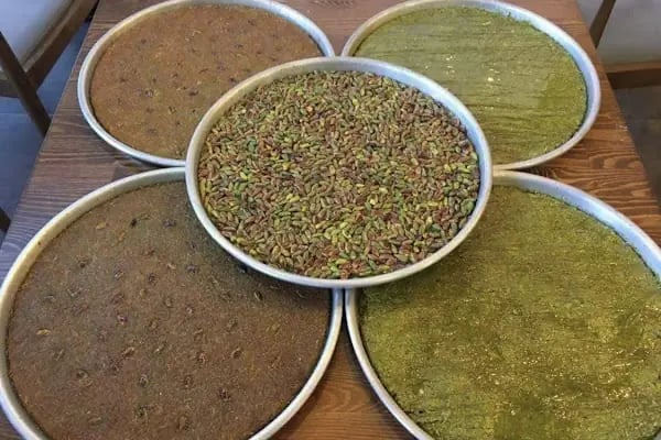 Azizoğulları Baklavala &amp; Burma Kadayıfları - Resim 14