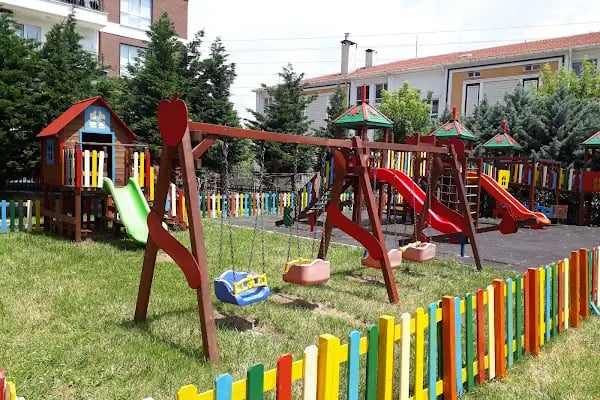 Özel Çocuk Bahçesi Anaokulu &amp; Kindergarden - Resim 2