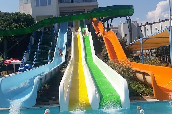 Havuzlu Bahçe Restaurant &amp; Aquapark - Resim 15