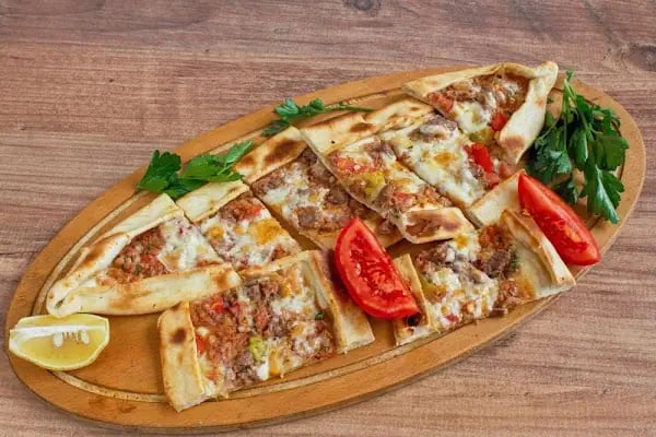 konya sofrası candarbey etli ekmek - Resim 3