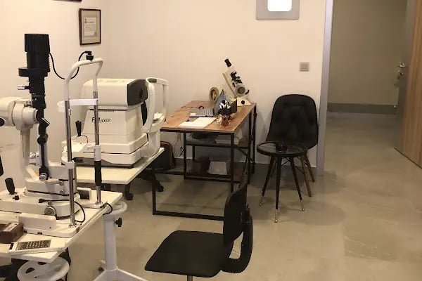 Bodrum Göz Doktoru - Op. Dr. Erkan Oğuz, Göz Hastalıkları Uzmanı - Resim 17
