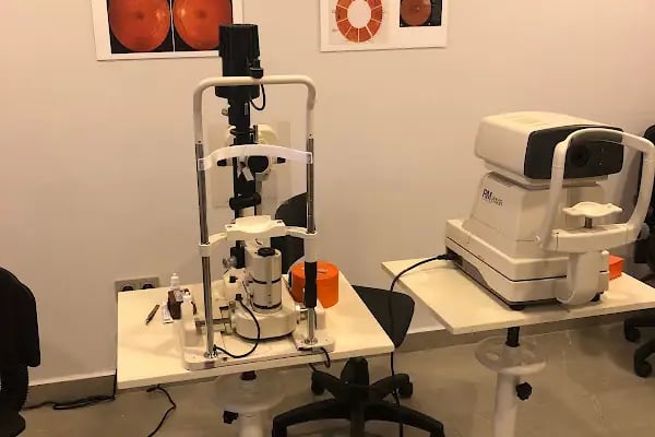 Bodrum Göz Doktoru - Op. Dr. Erkan Oğuz, Göz Hastalıkları Uzmanı - Resim 15