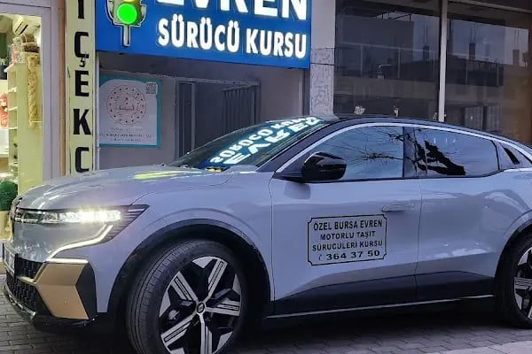 Özel Bursa Evren Motorlu Taşıt Sürücüleri Kursu - Resim 6