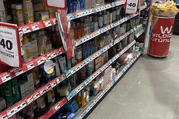 WATSONS 212 ISTANBUL - Resim 2