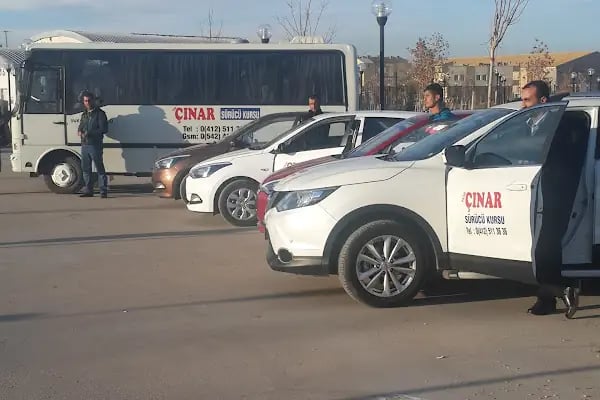 ÇINAR SÜRÜCÜ KURSU - Resim 1