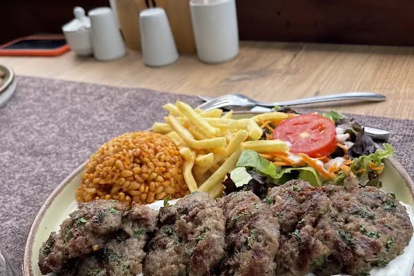 LAUSS Cafe &amp; Lounge - Resim 18