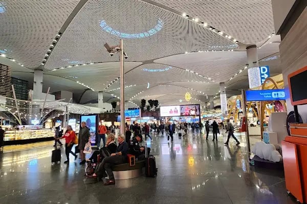 İstanbul Havalimanı Melike Sultan Eczanesi - Resim 17