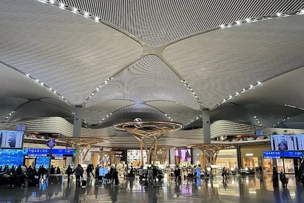 İstanbul Havalimanı Melike Sultan Eczanesi - Resim 8