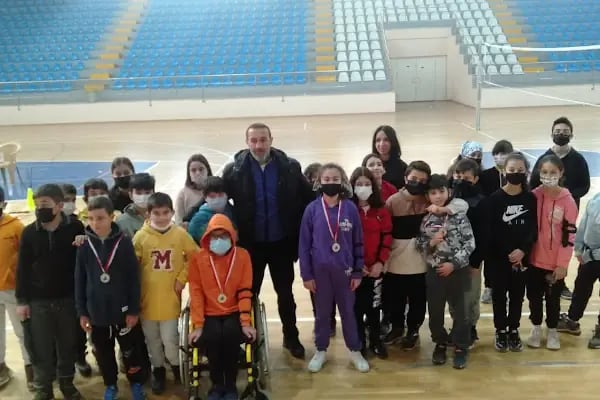 Altındağ Belediyesi Kapalı Spor Salonu - Resim 13