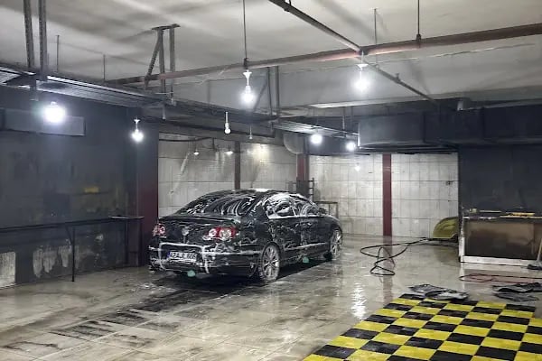 BOSS GARAGE Oto Yıkama&amp;Detaylı Temizlik&amp;Pasta Cila - Resim 15