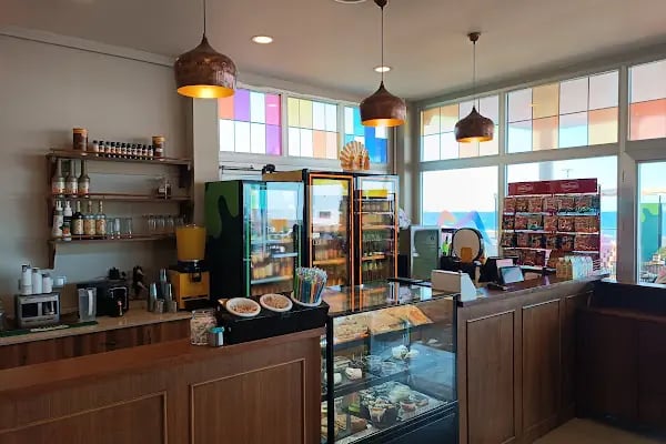 Mac Royal Cafe &amp; Restaurant - Resim 16